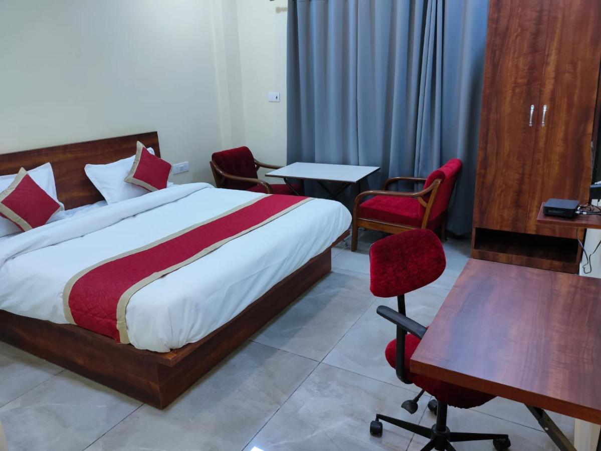 Hotel Manorama Inn Lucknow Eksteriør billede