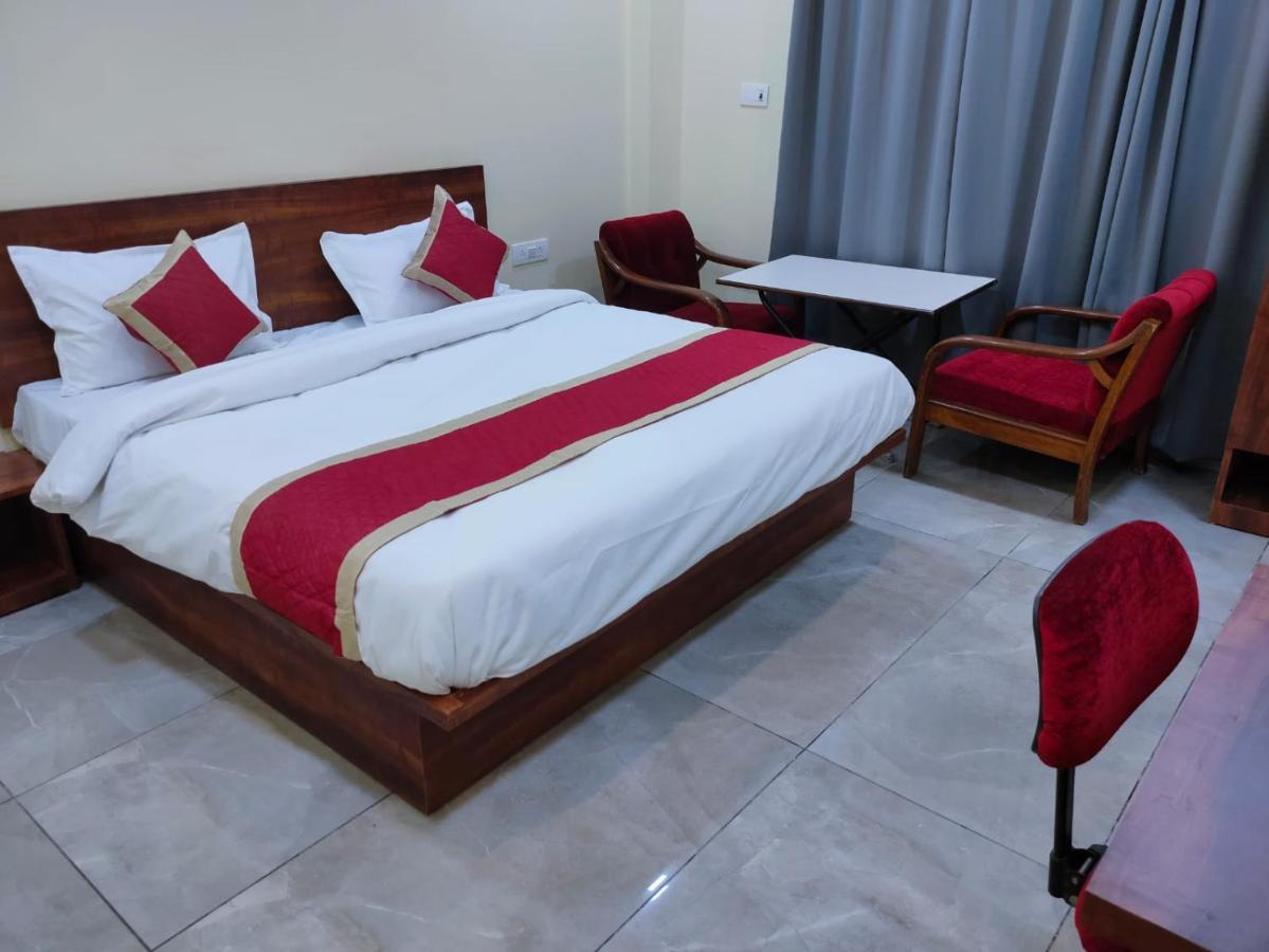 Hotel Manorama Inn Lucknow Eksteriør billede